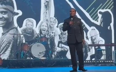 Global Peacemaker Dr. K. A. Paul Traverses from U.S. Camp to New Delhi with Call for World Peace