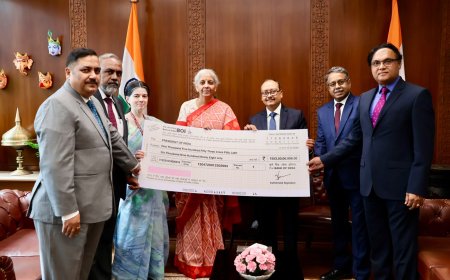 Bank of India hands over Rs.1553.50 crores dividend to Government of India for FY25-26